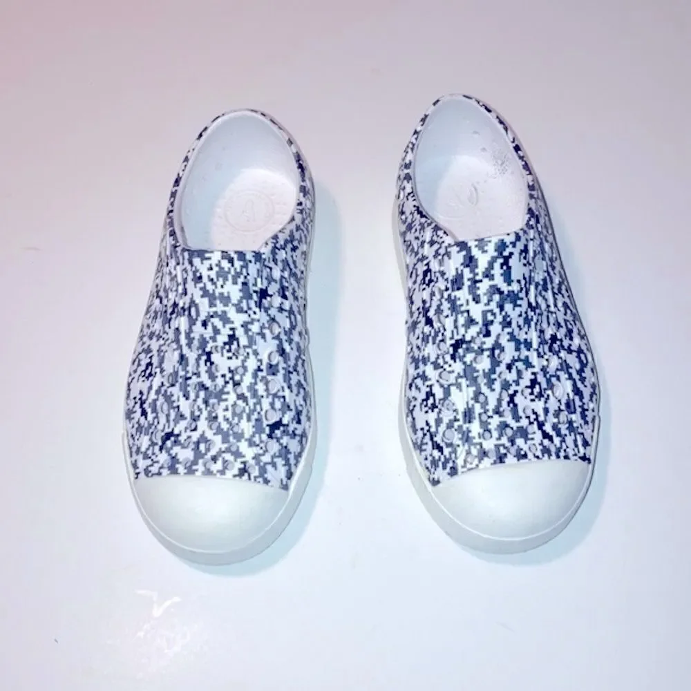 Native slip shoes